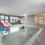 Aqua Blue Bridge & Z Basenem Epapartamenty *