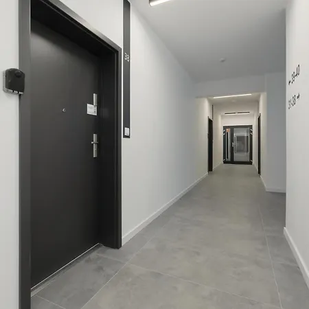 Aqua Blue Bridge & Z Basenem Epapartamenty דירה *