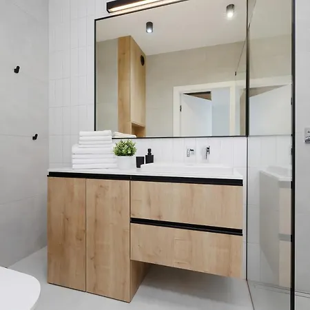 Aqua Blue Bridge & Z Basenem Epapartamenty דירה *