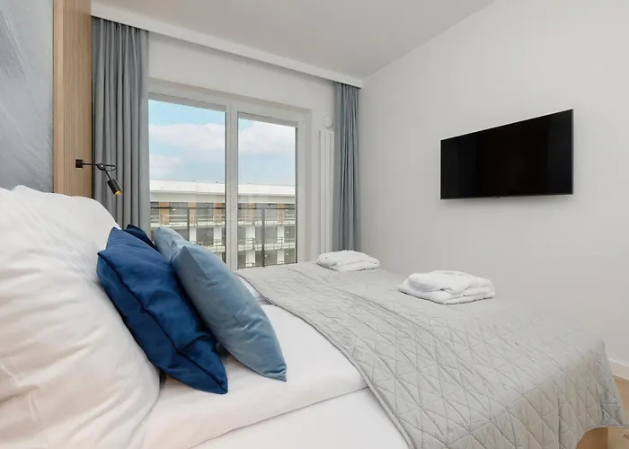 Aqua Blue Bridge & Z Basenem Epapartamenty