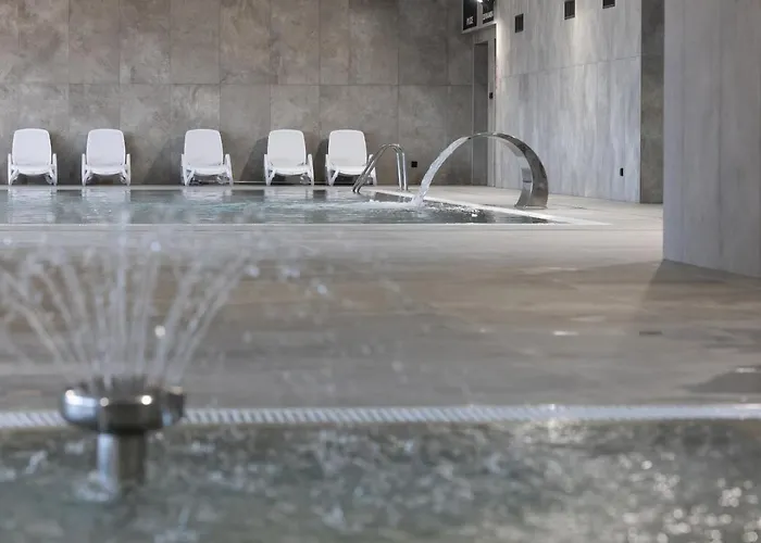 Aqua Blue Bridge Apartments&spa Z Basenem Epapartamenty *